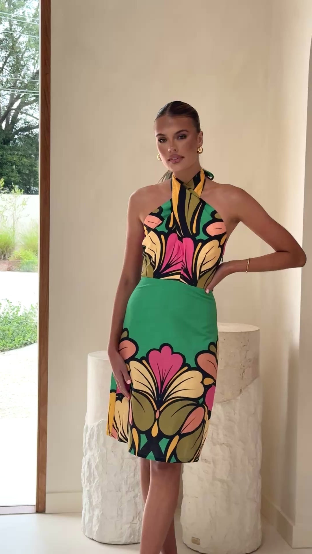 Load video: Portugal Twist Halter Mini Dress - Apple - Billy J