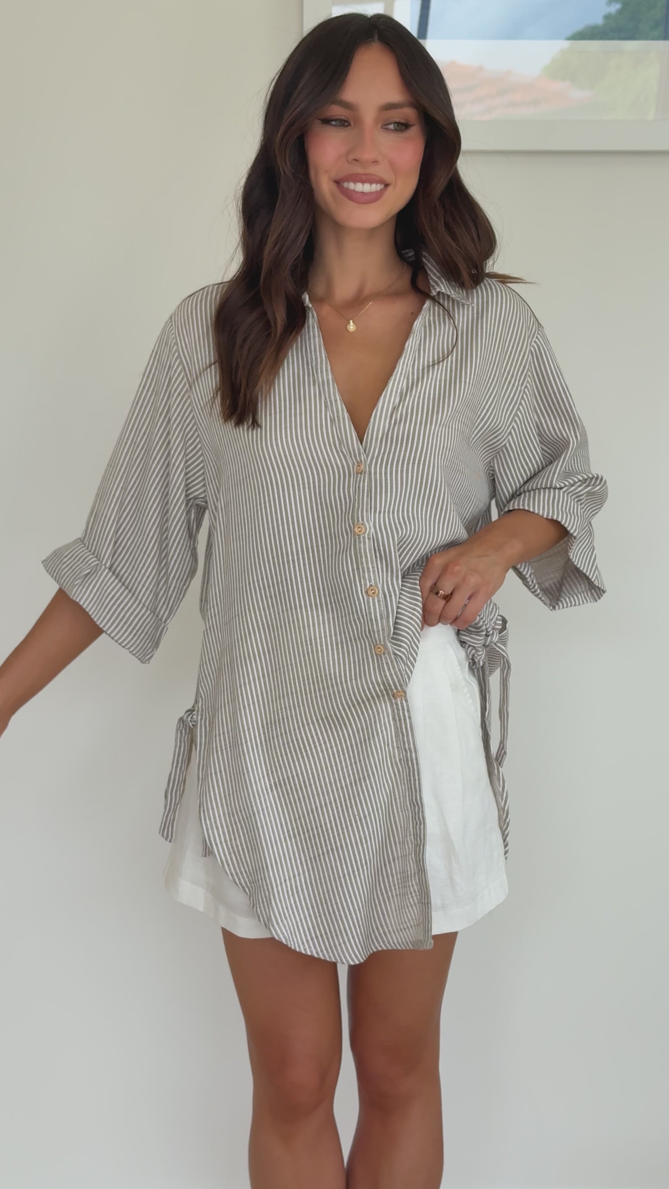 Load video: Lucia Shirt - Beige/White Stripe - Billy J