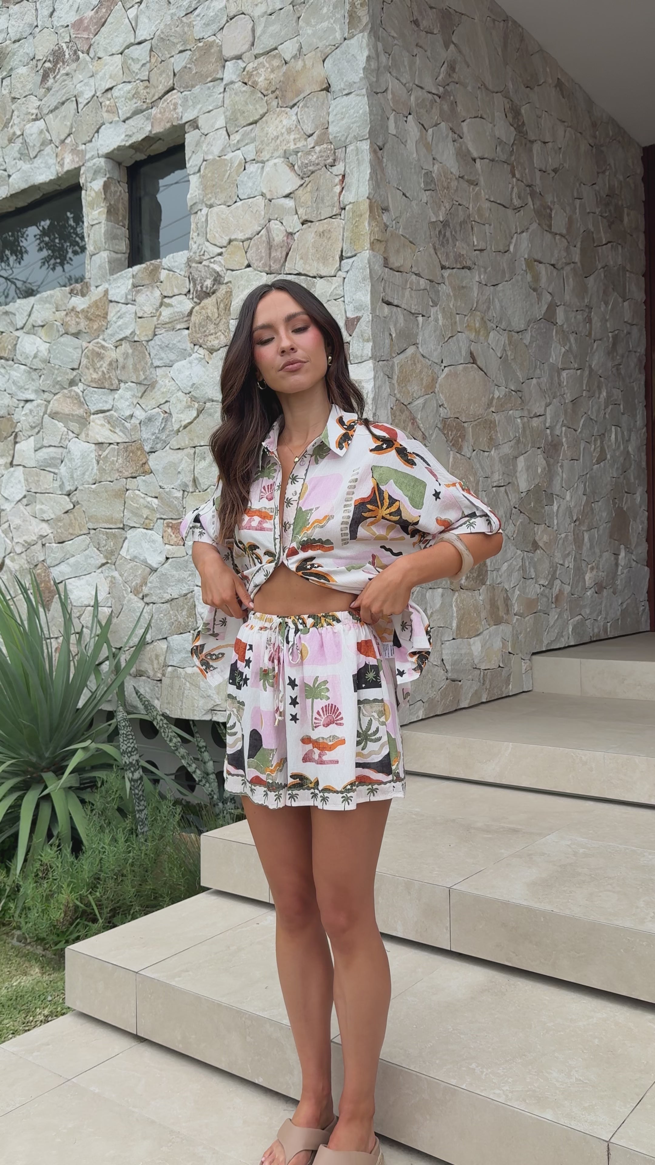 Load video: Kimberly Shorts - Desert Palms - Billy J