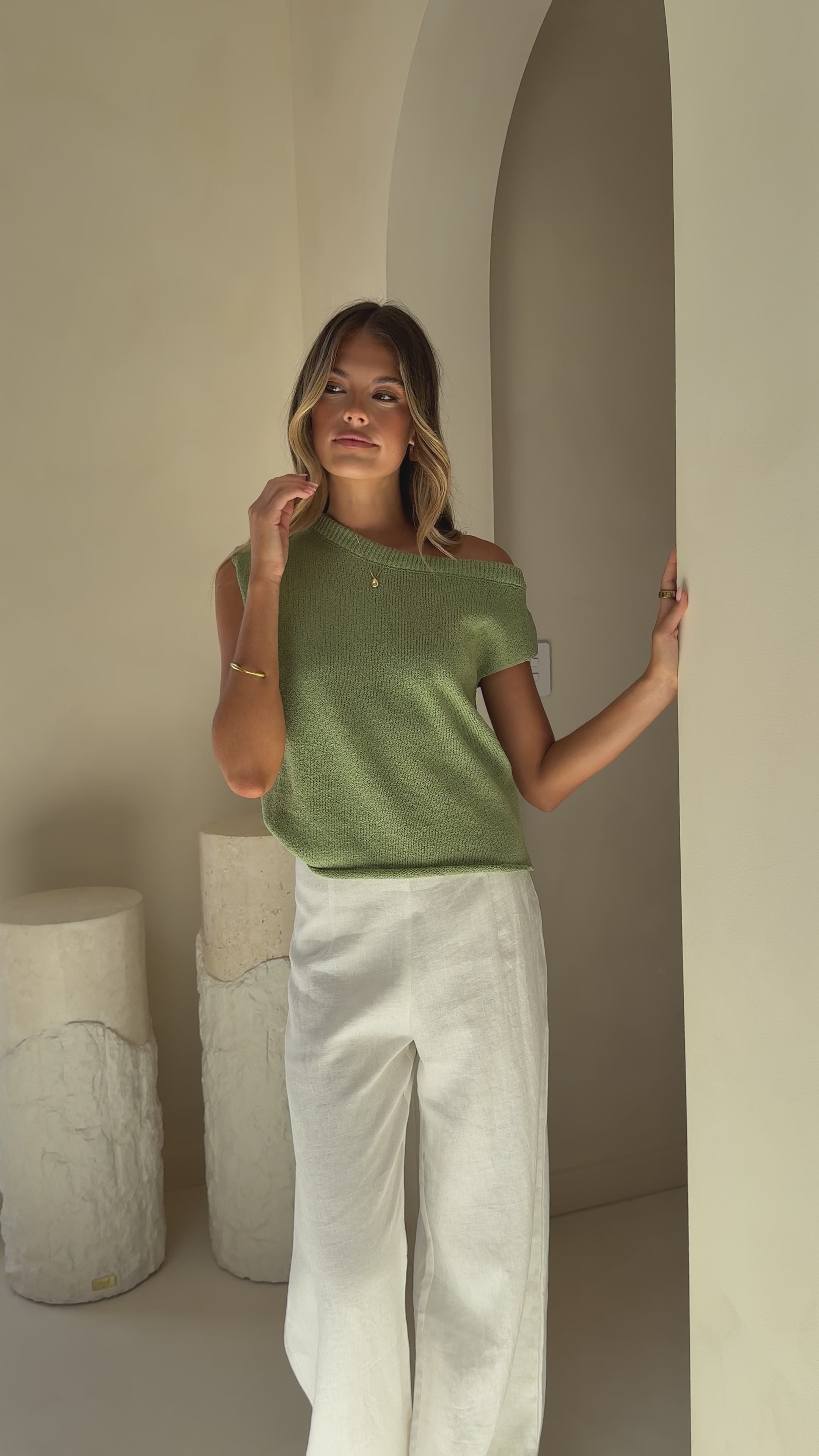 Load video: Robin Off Shoulder Top - Olive - Billy J