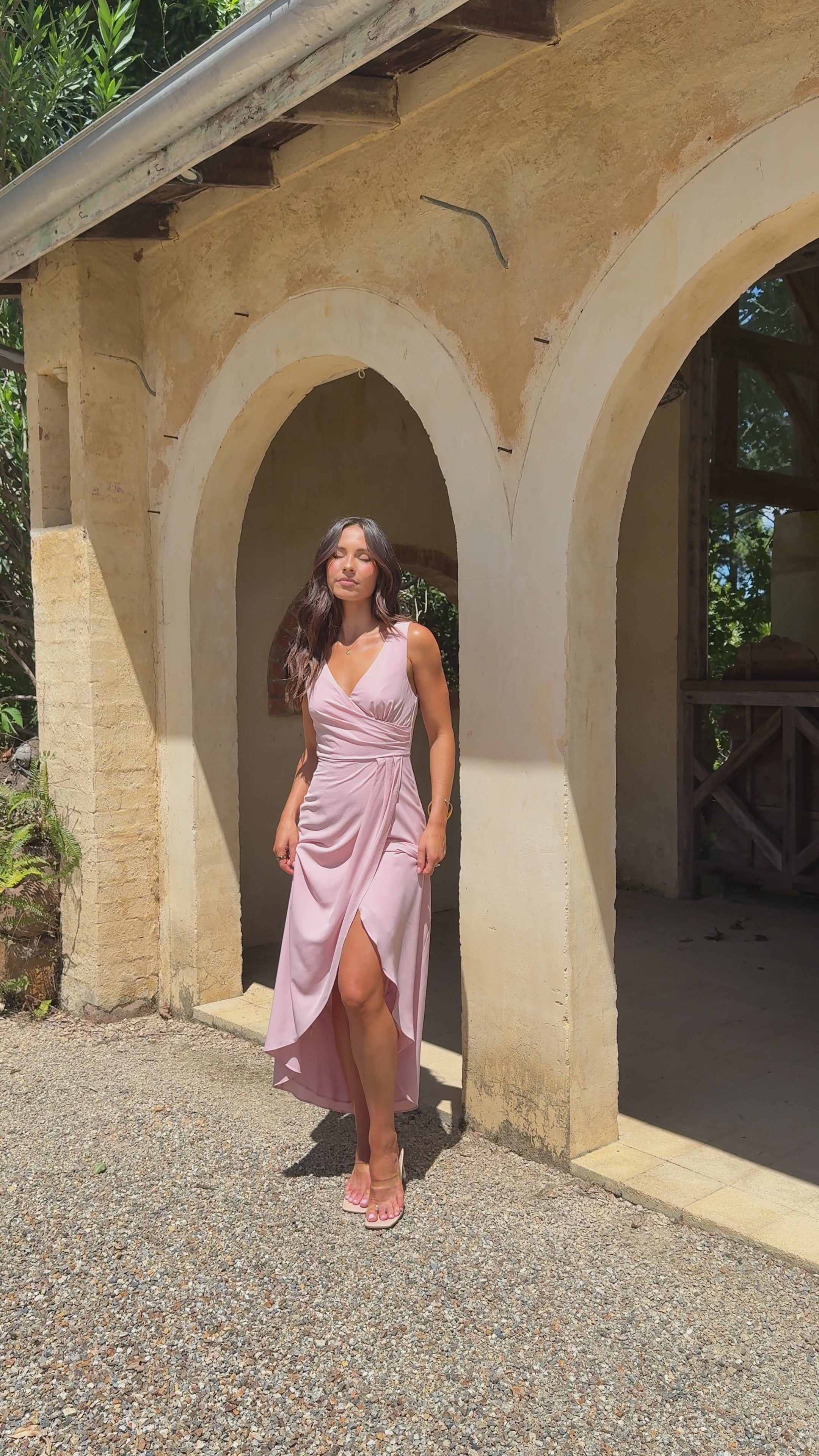 Load video: Pamela V Neck Maxi Dress - Dusty Pink - Billy J