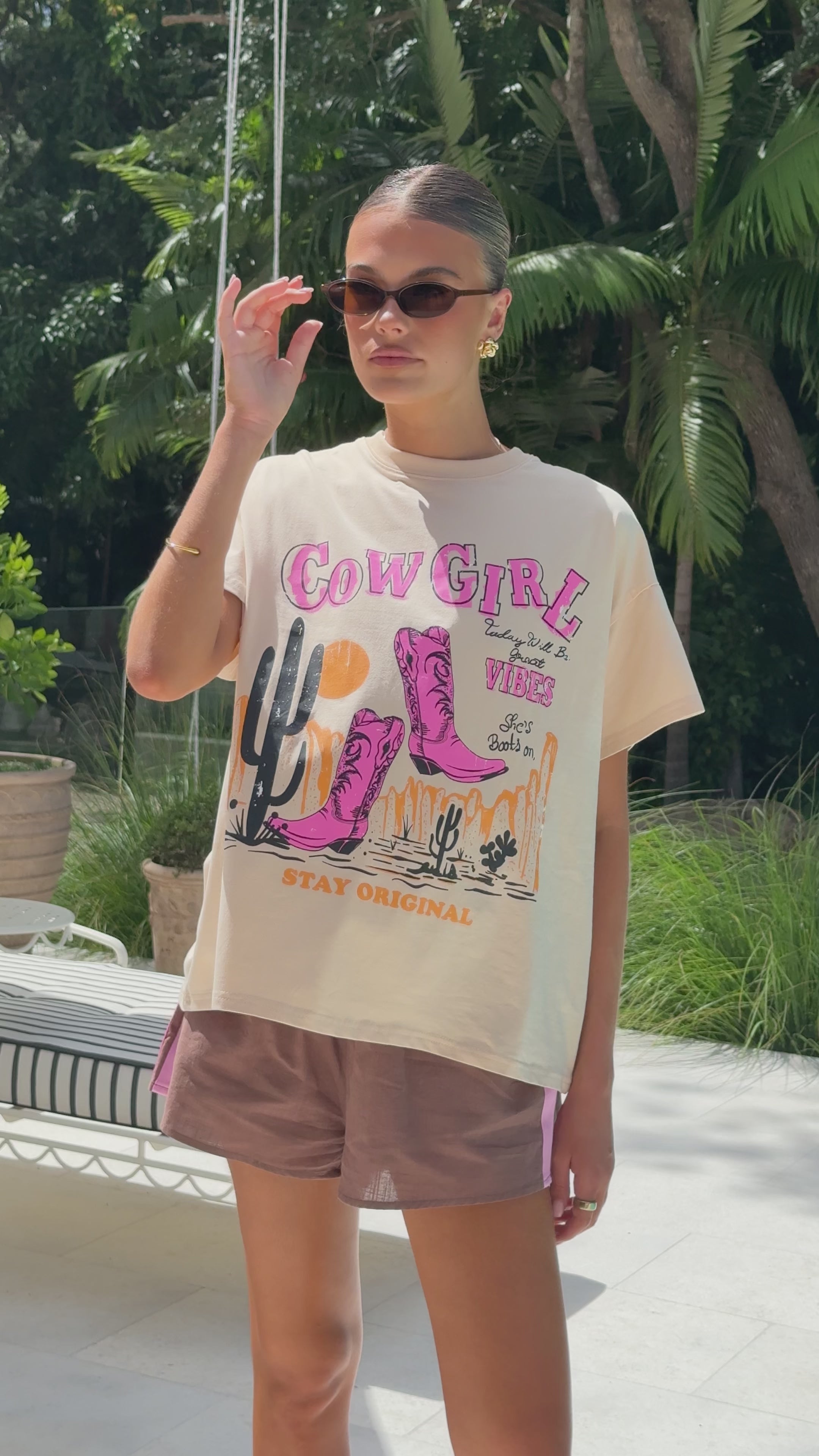 Load video: Desert Cowgirl Top and Shorts Set - Beige / Pink - Billy J