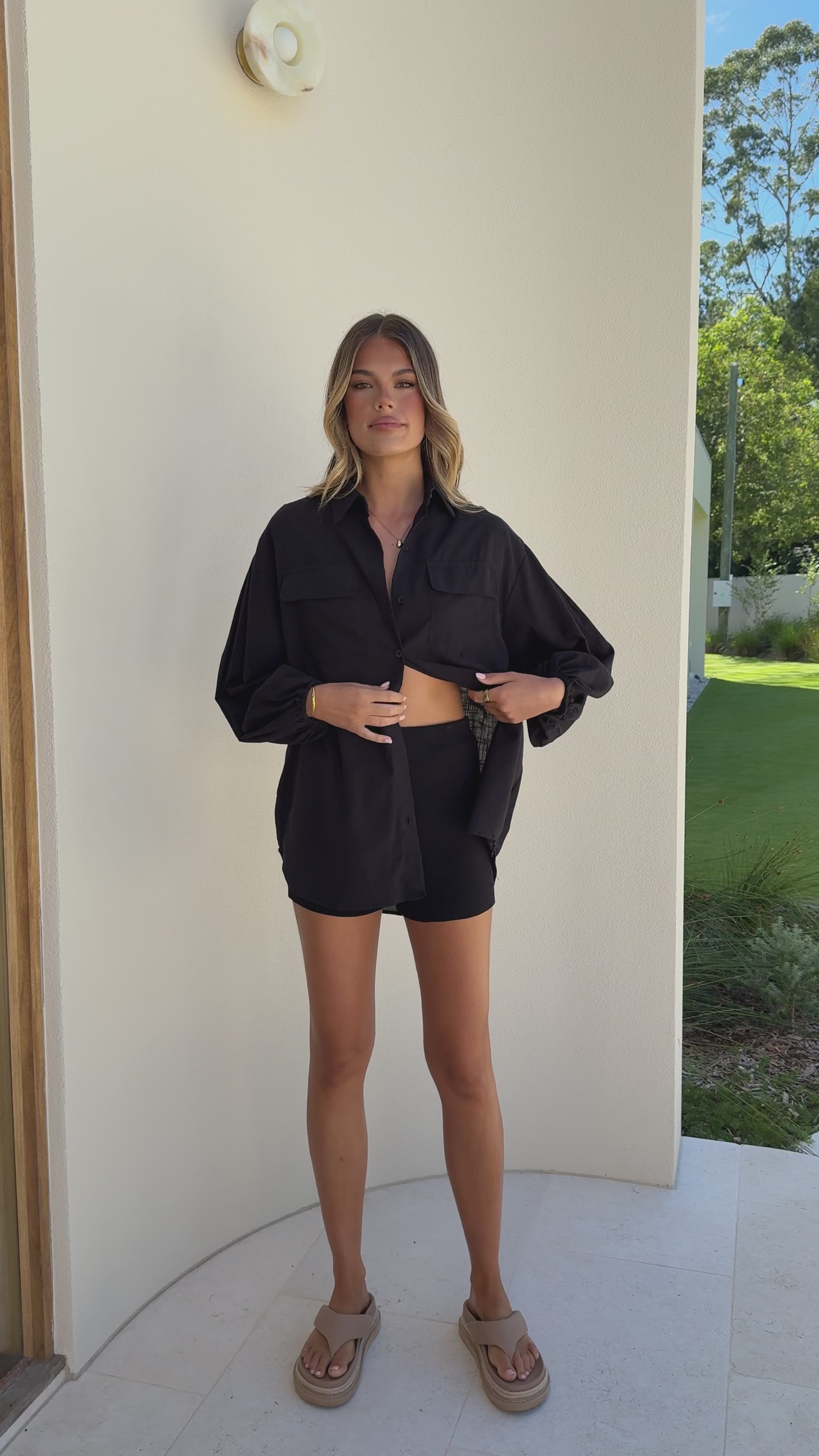Load video: Bianca Knit Ribbed Shorts - Black - Billy J