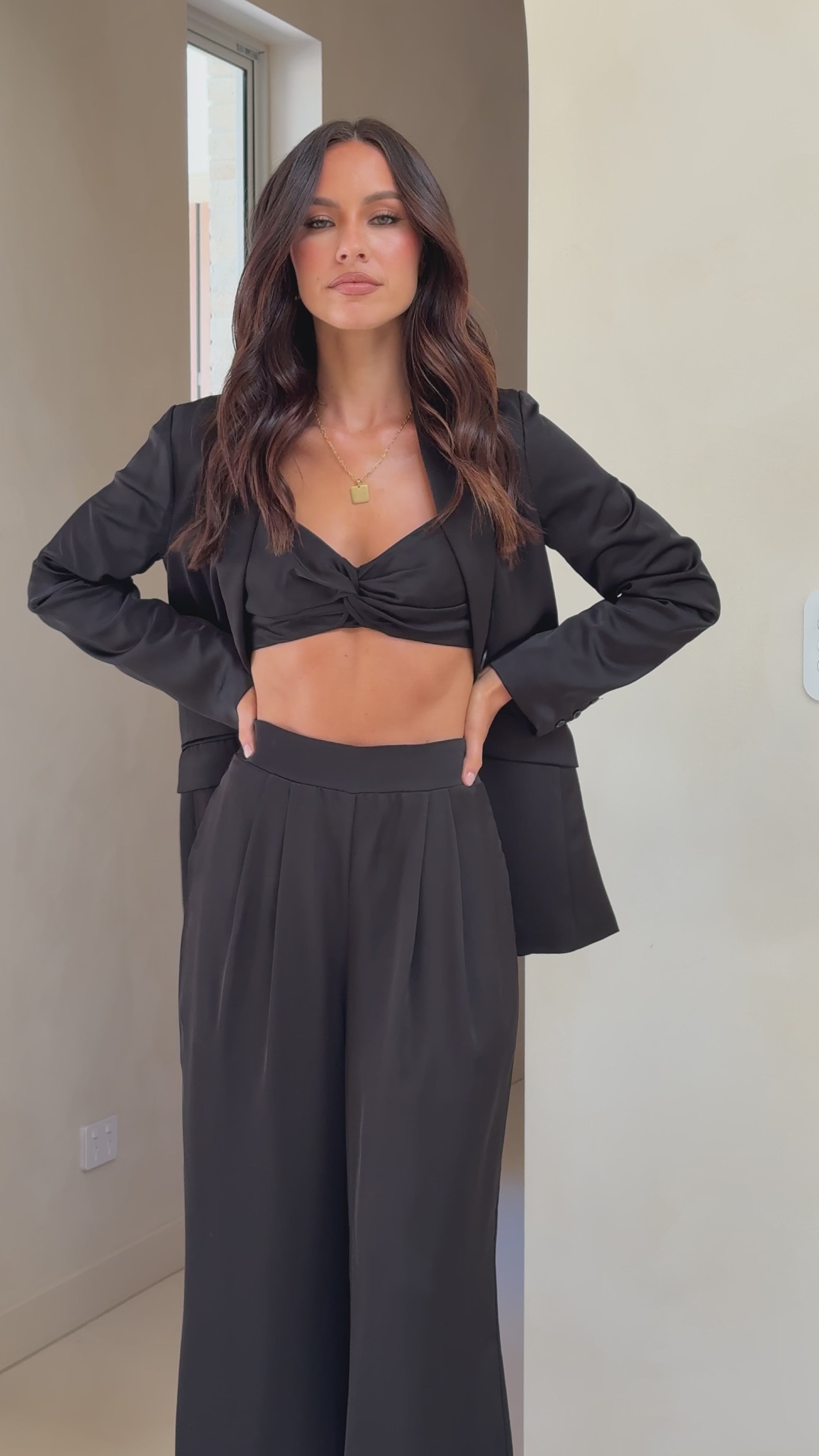 Load video: Khloe Pants - Black - Billy J