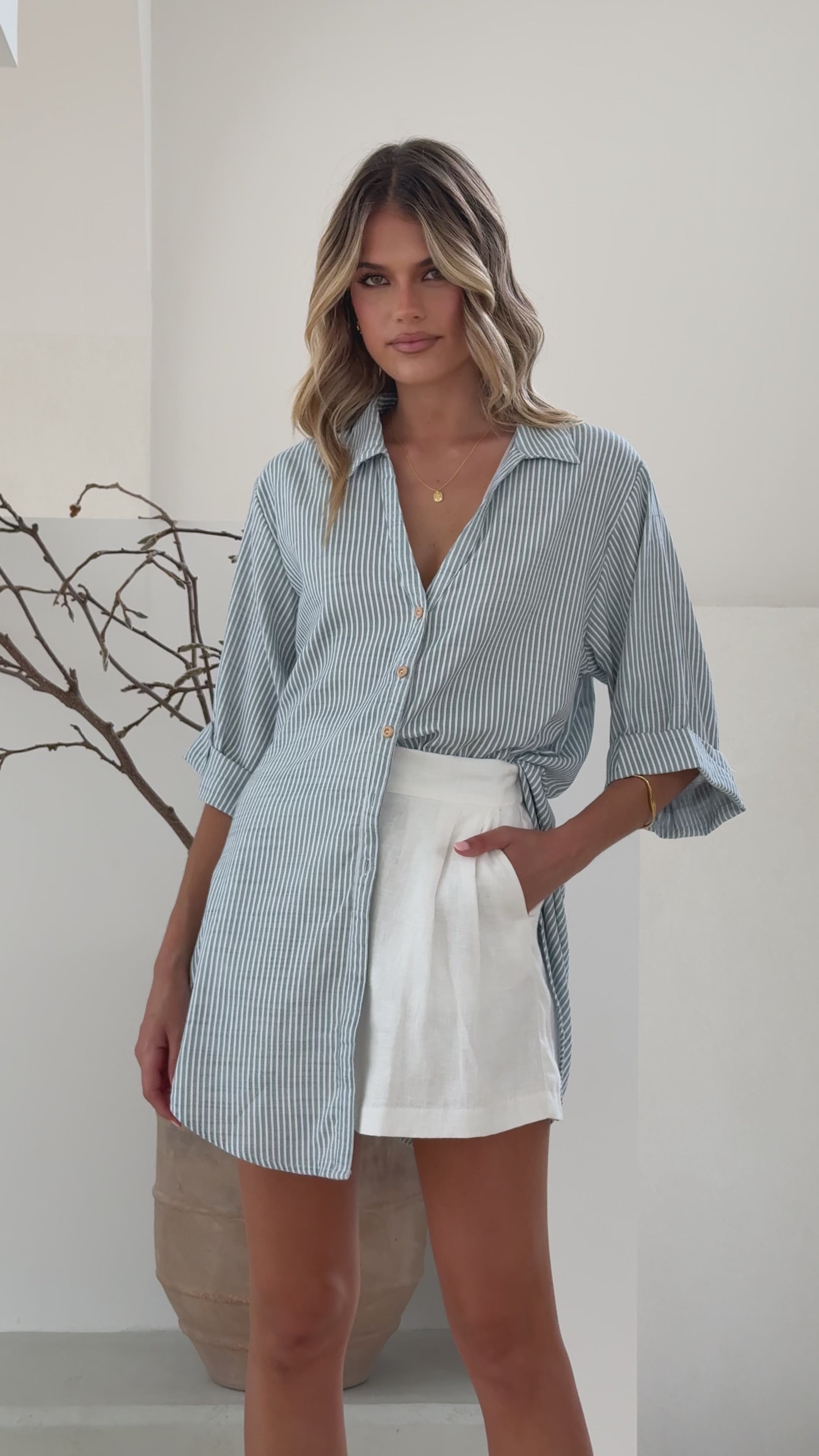 Load video: Lucia Shirt - White/Light Blue Stripe - Billy J