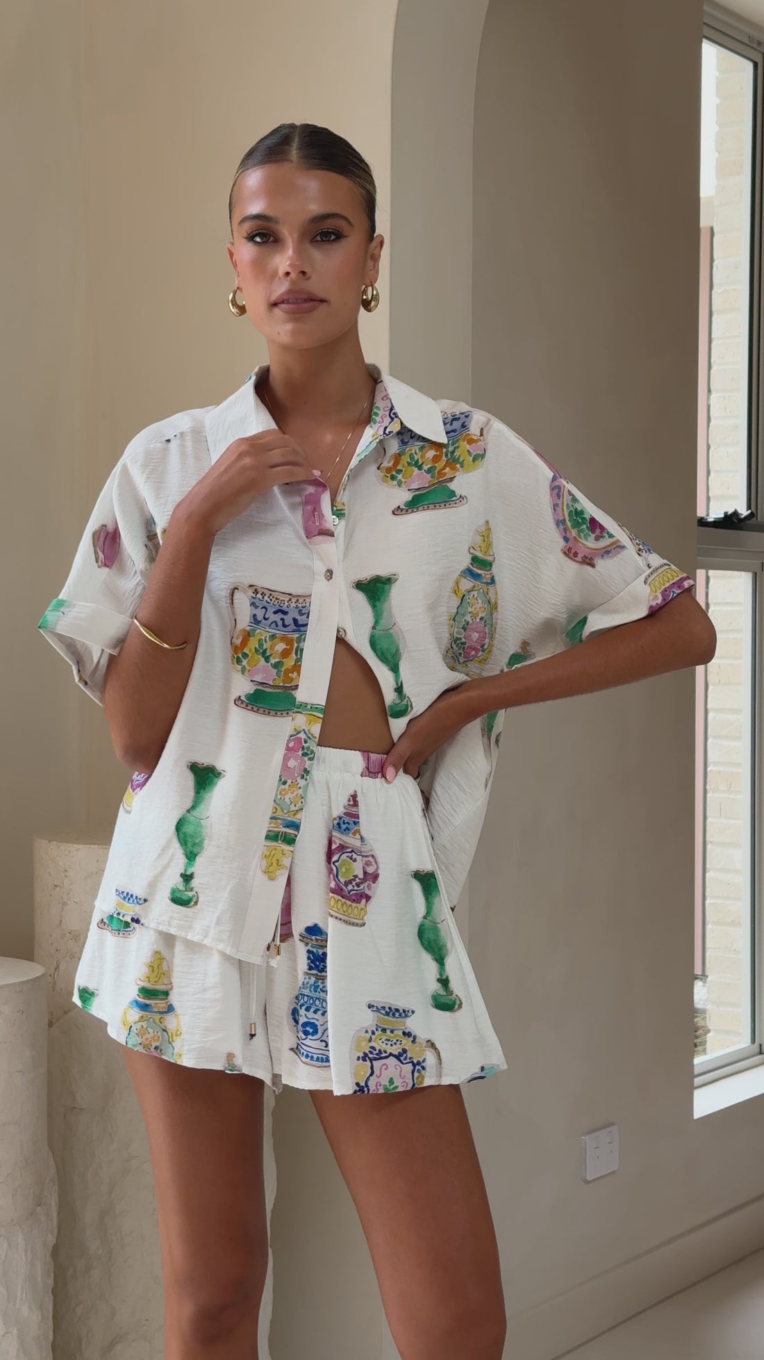 Kimberly Shorts - Vase Print - Billy J