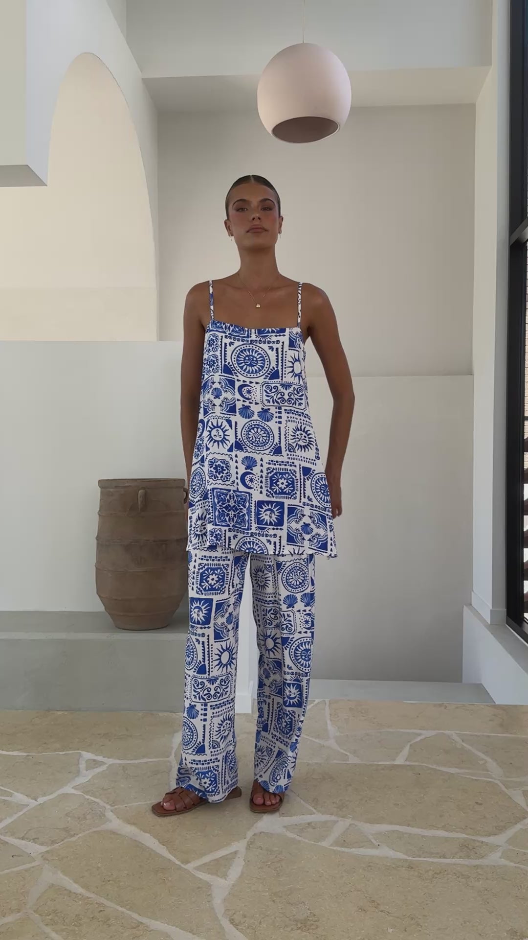 Load video: Yasmin Longline Top - Yasmin Blue - Billy J