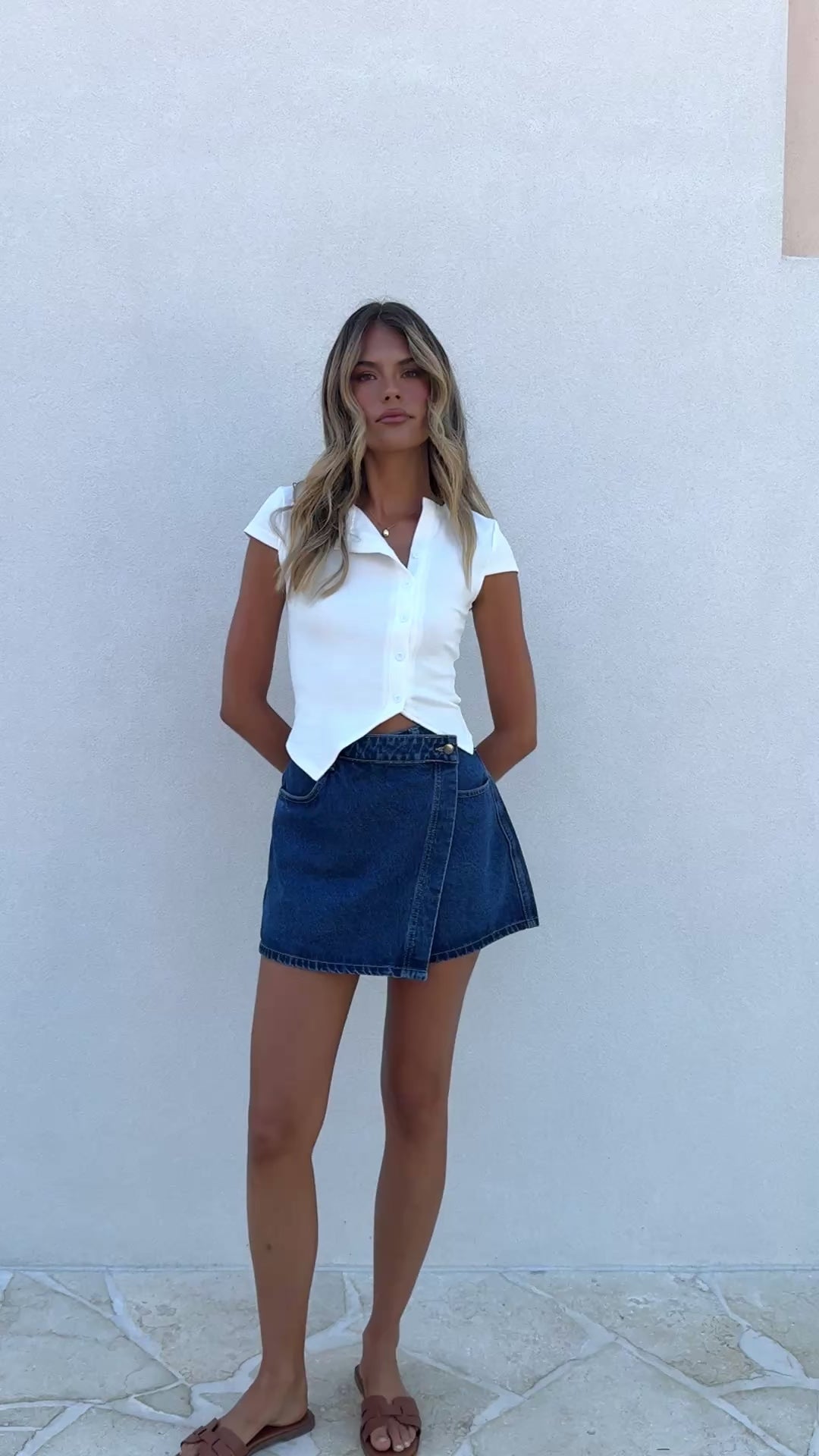 Load video: Houston Skort - Denim - Billy J