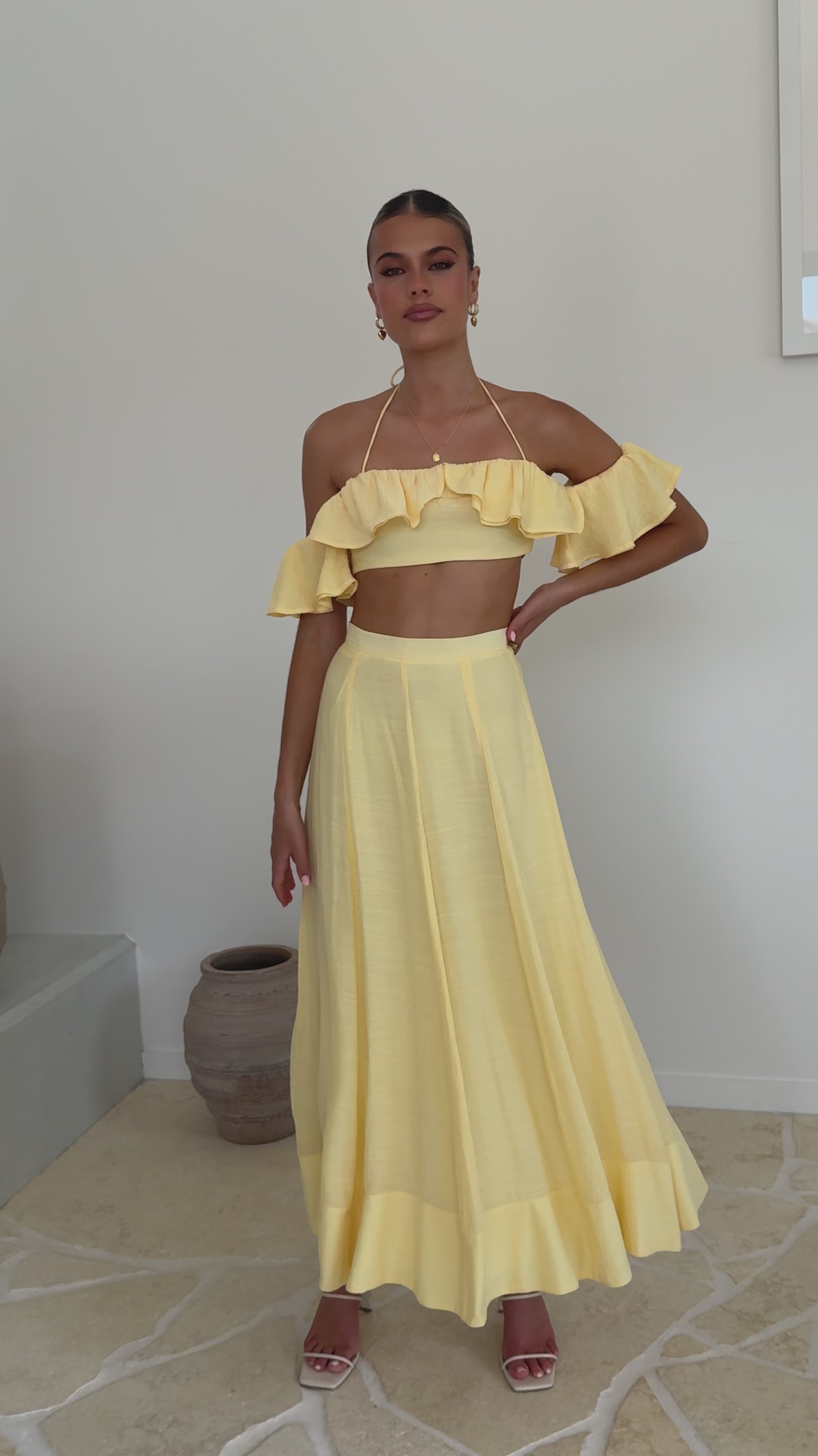 Load video: Trista Maxi Skirt - Yellow - Billy J