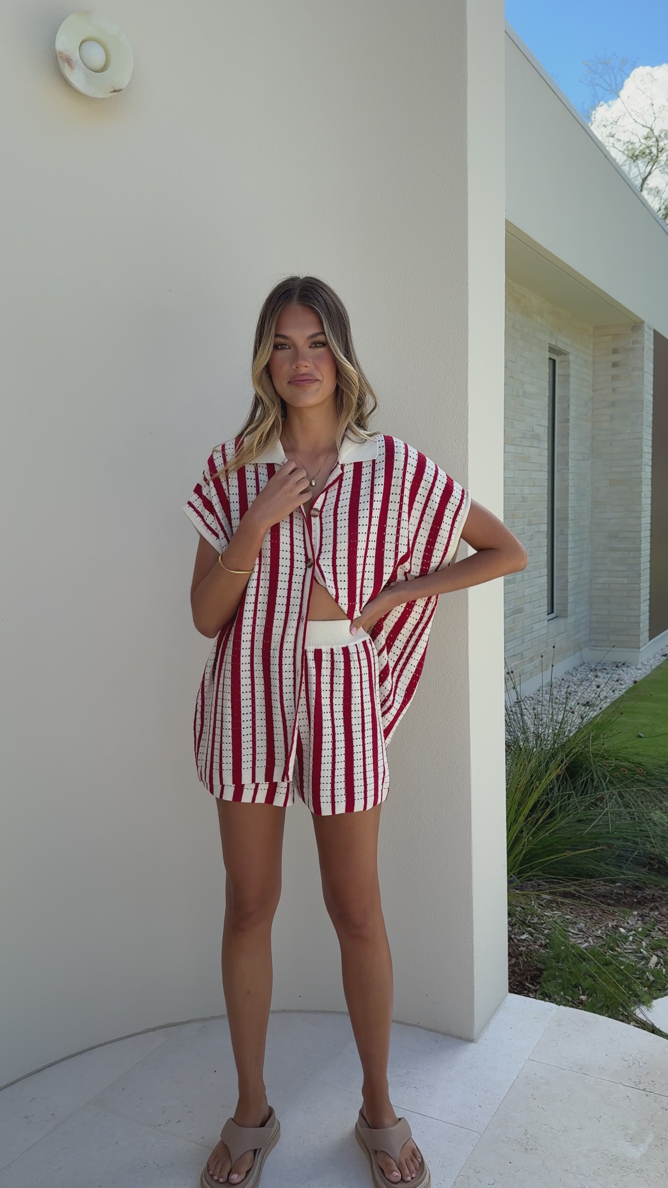 Load video: Leonie Knit Shorts - Red - Billy J