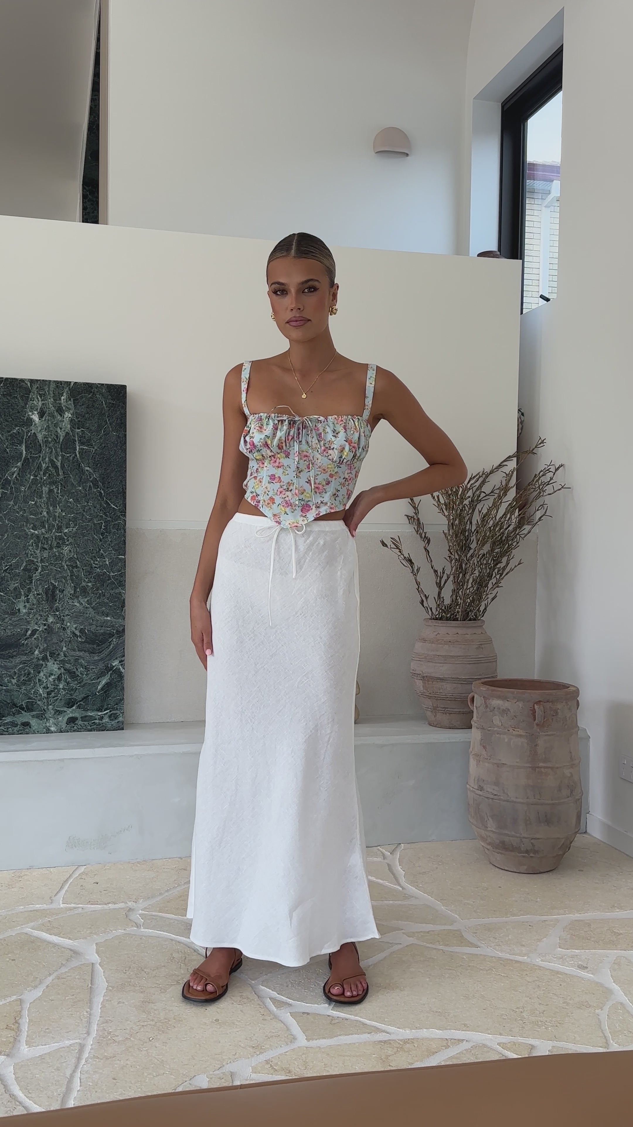 Load video: Amani Linen Maxi Skirt - White - Billy J