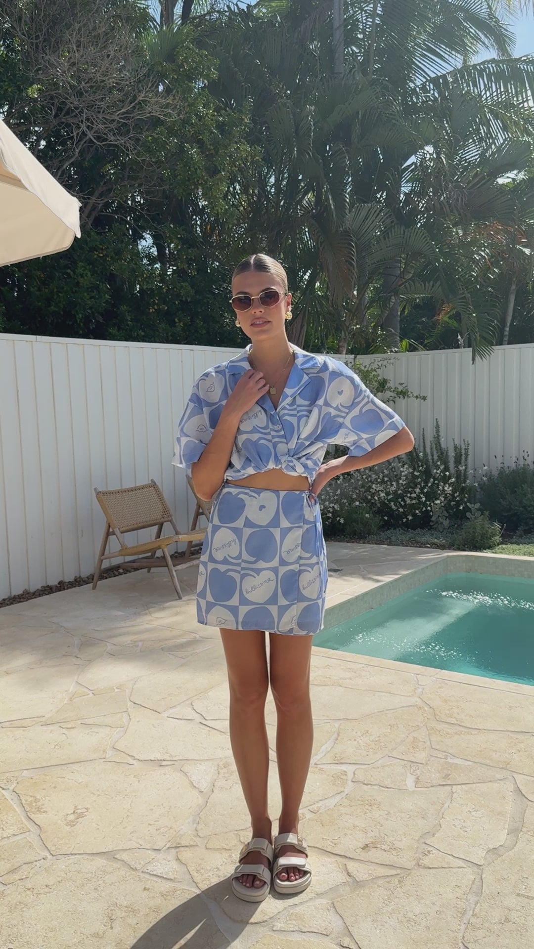 Load video: Abilene Button Up Shirt - Blue - Billy J