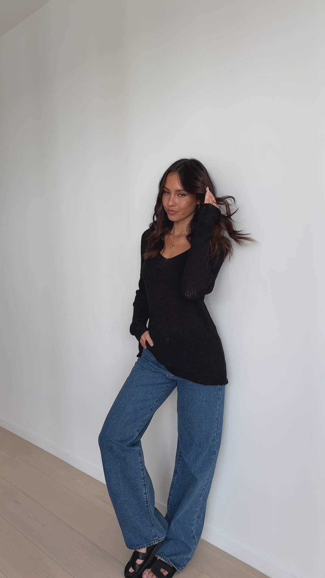 Load video: Casale Knit Top - Black - Billy J