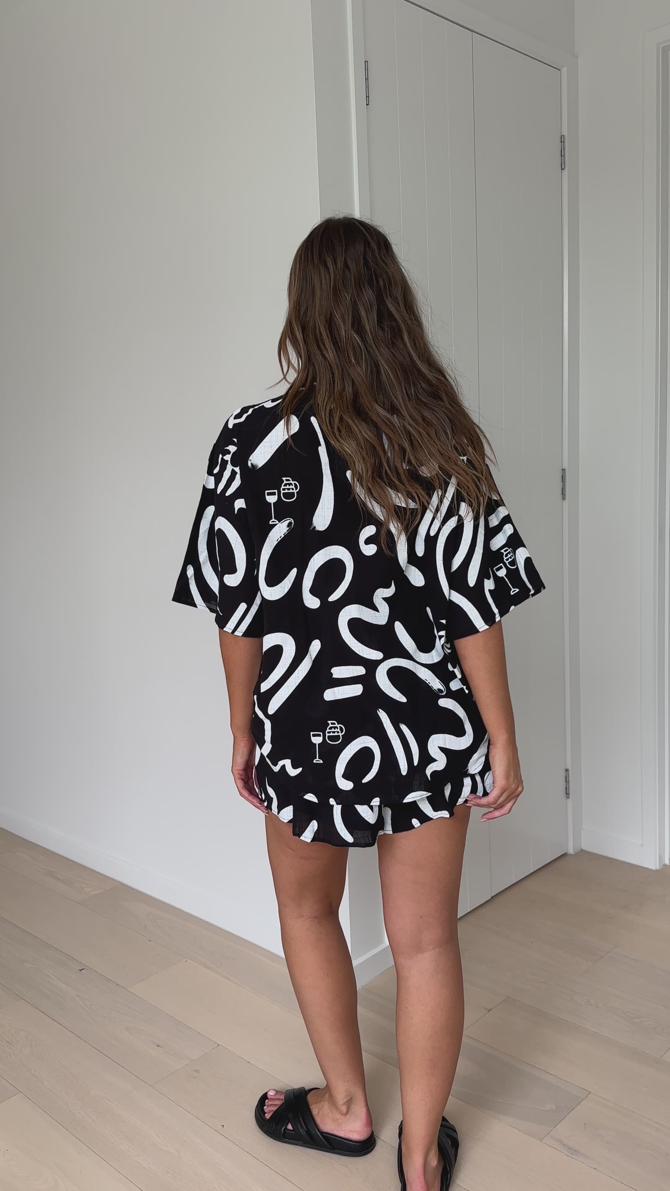 Load video: Charli Button Up Shirt and Shorts Set - Black/White - Billy J