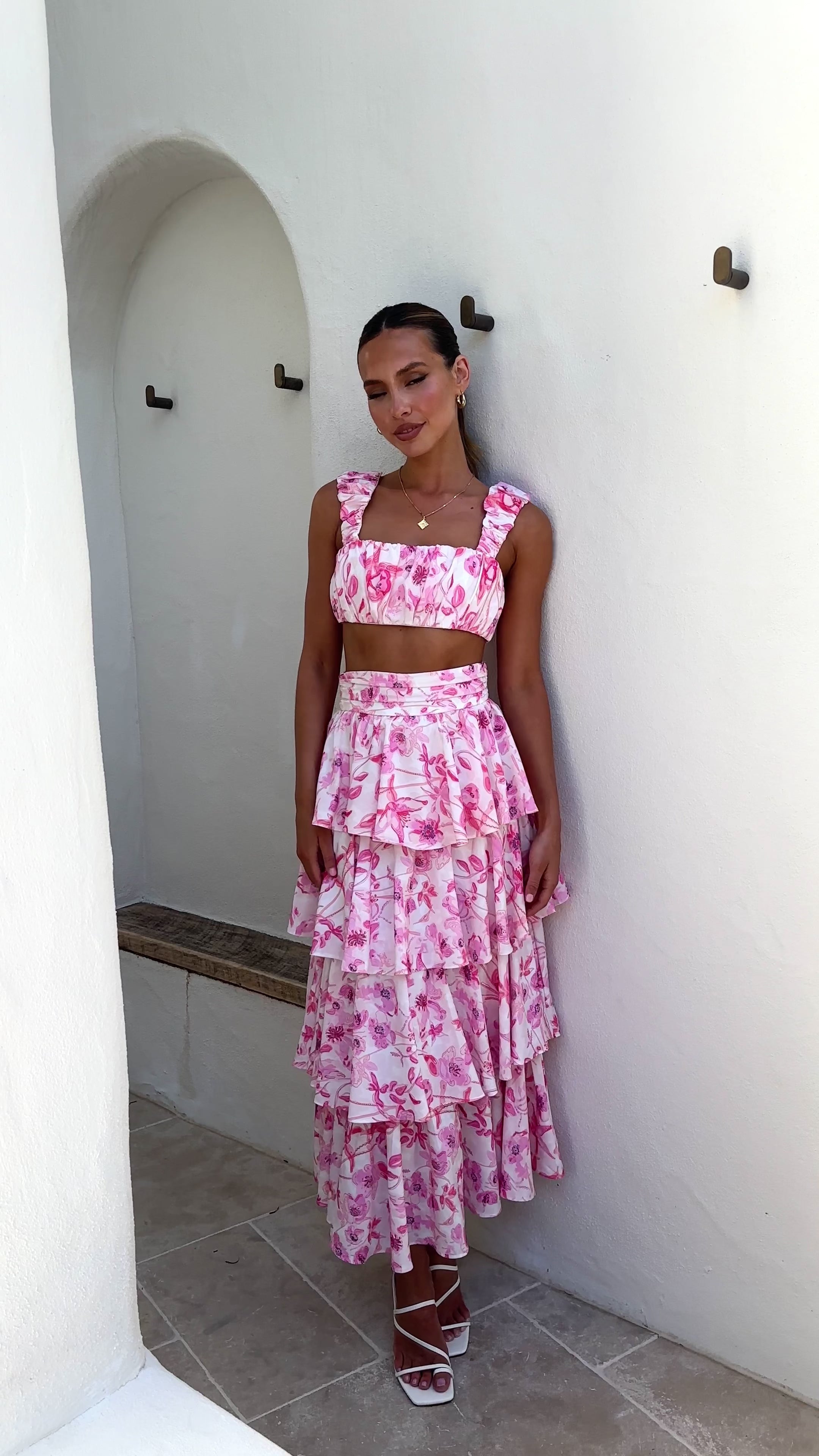 Load video: Kelly Top and Skirt Set - Pink - Billy J