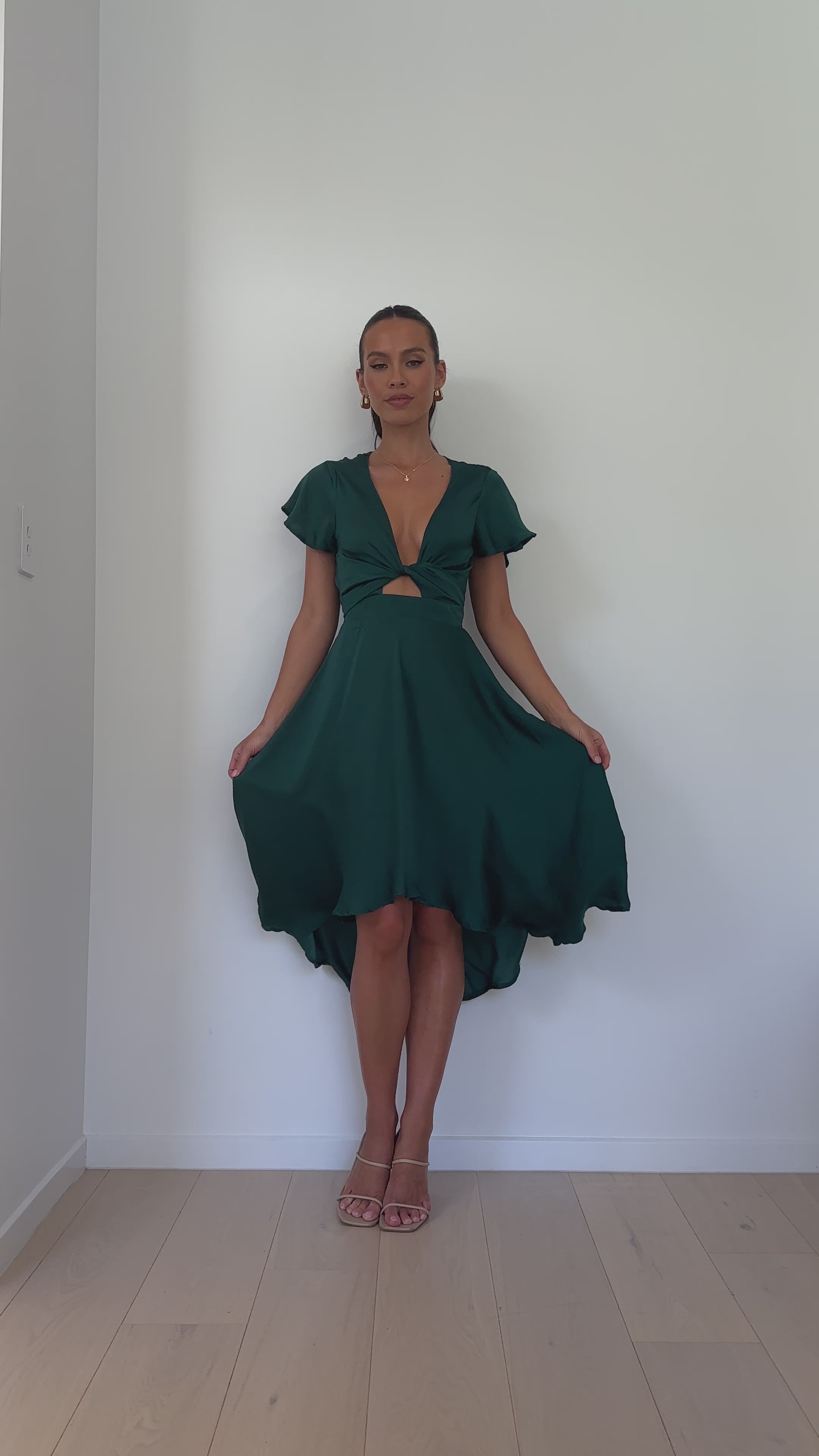 Load video: Sunny Daze Dress - Emerald - Billy J