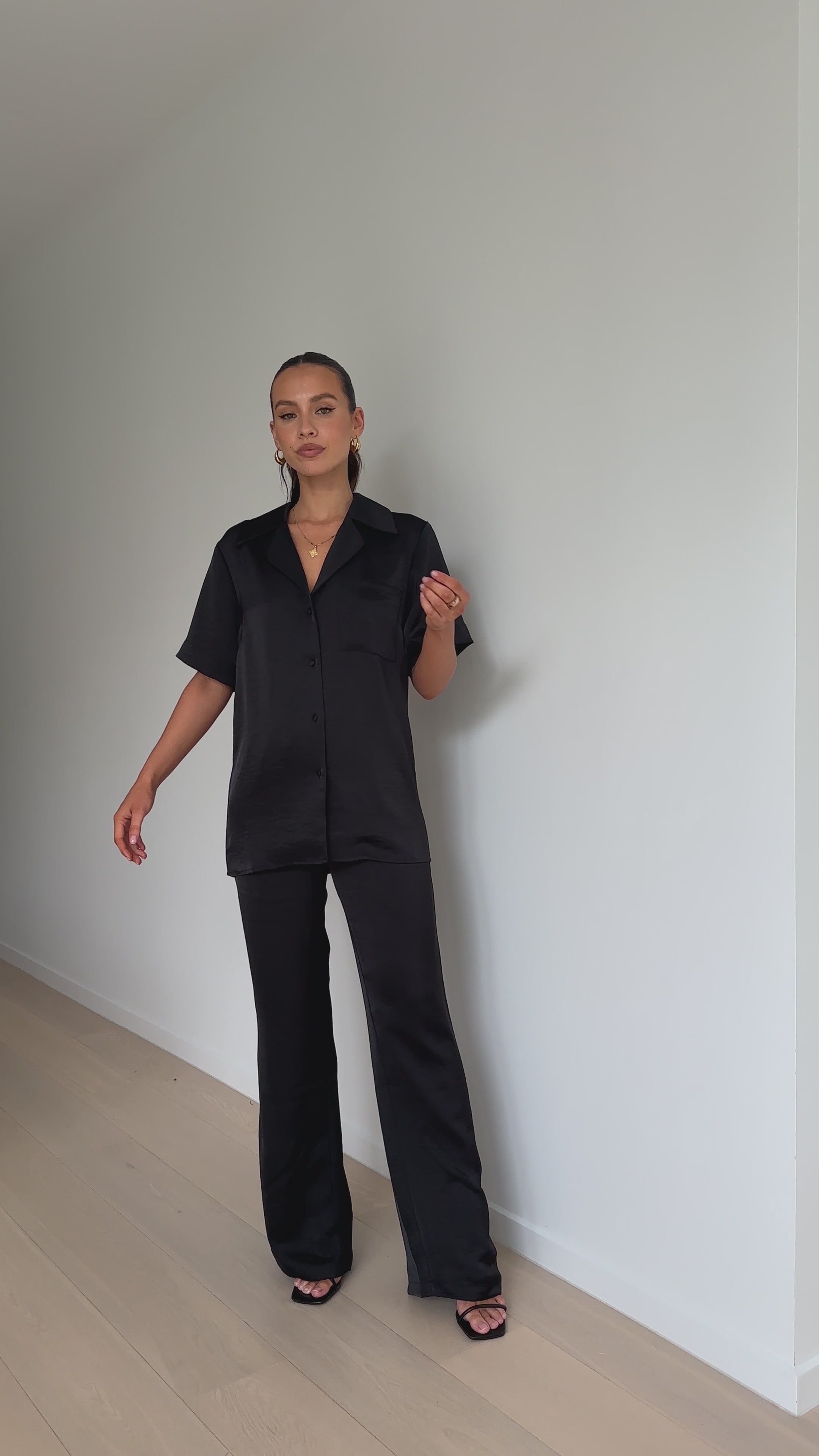 Load video: Courtney Button Up Shirt - Black - Billy J