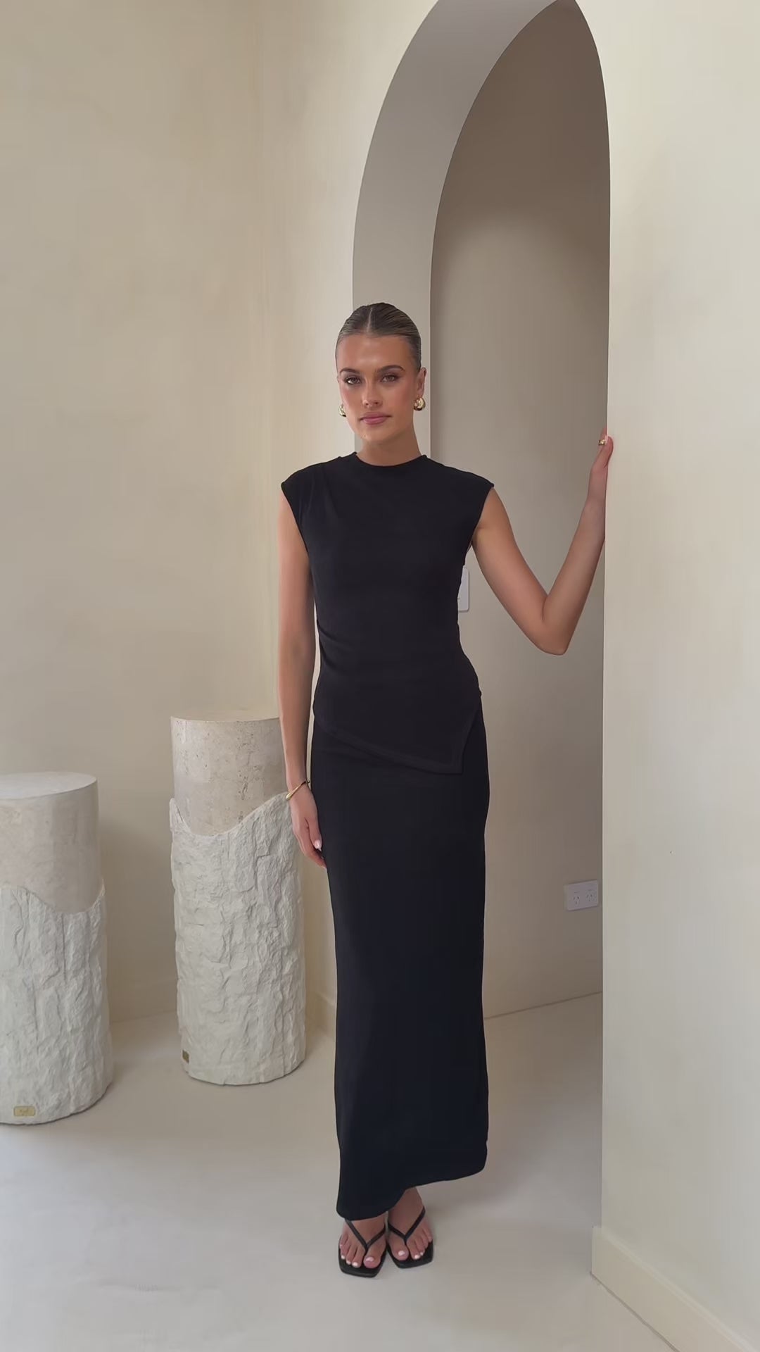 Load video: Kahili Asymmetrical Top - Black - Billy J
