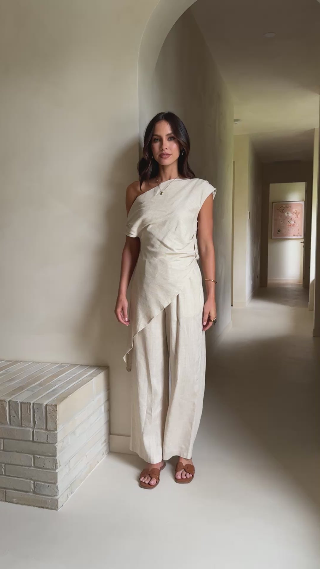 Load video: Malena Tunic Top - Beige - Billy J