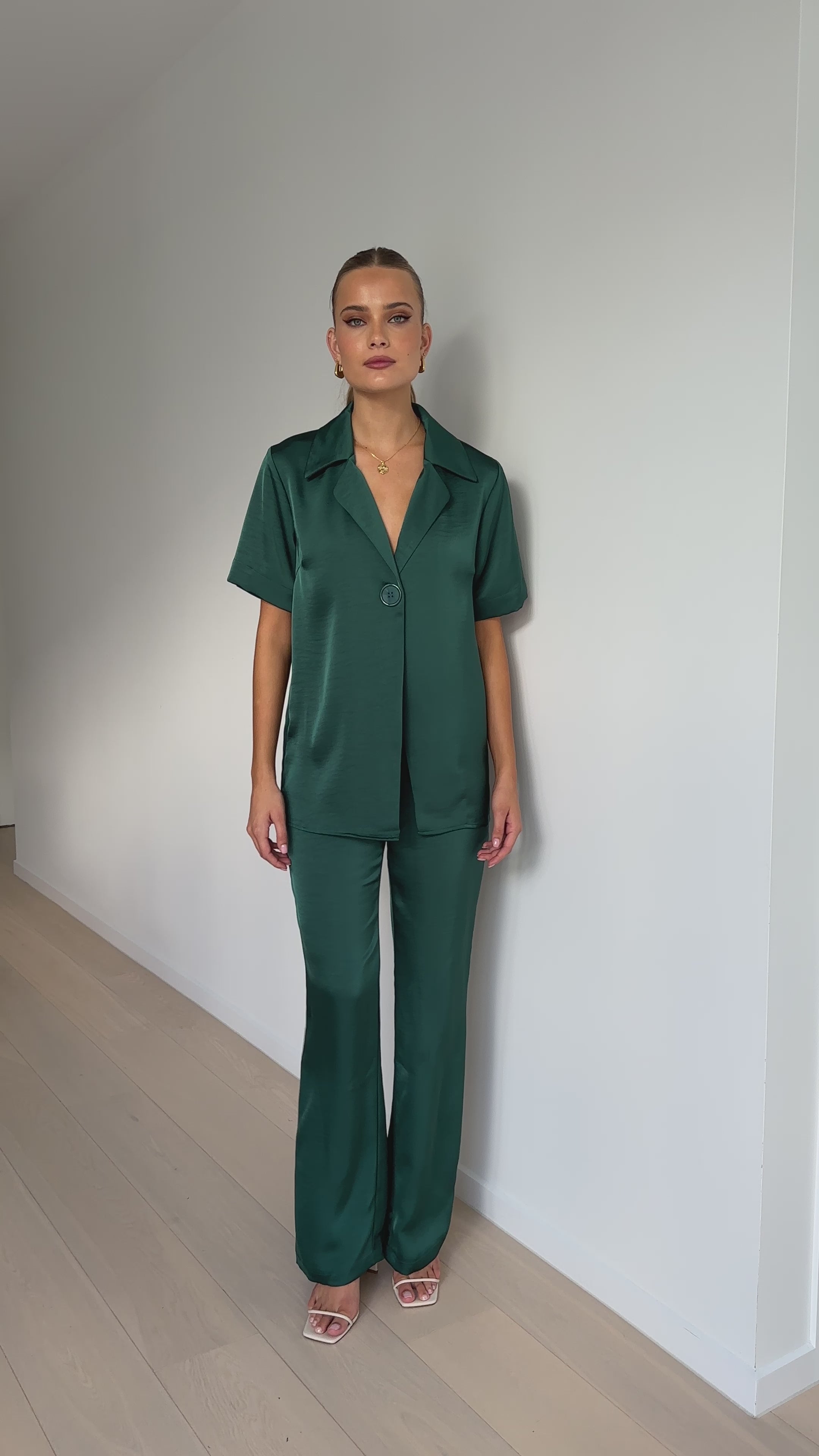 Load video: Imogen Button Shirt - Emerald - Billy J