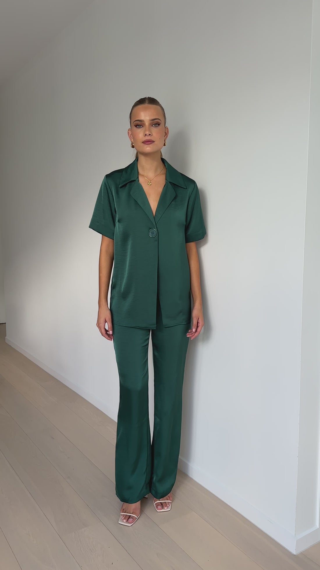 Imogen Button Shirt - Emerald - Billy J