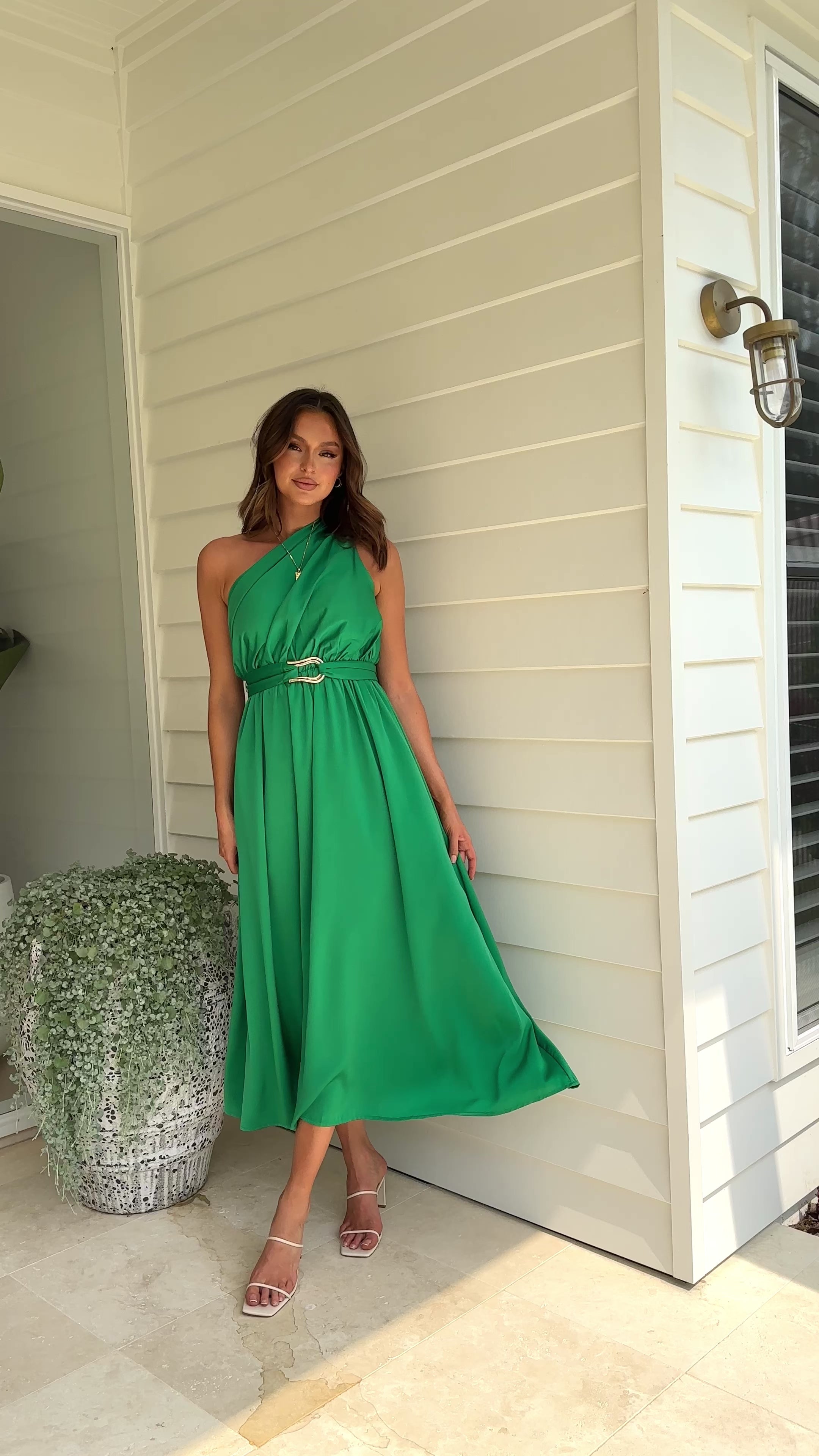 Load video: Hadas Maxi Dress - Green - Billy J