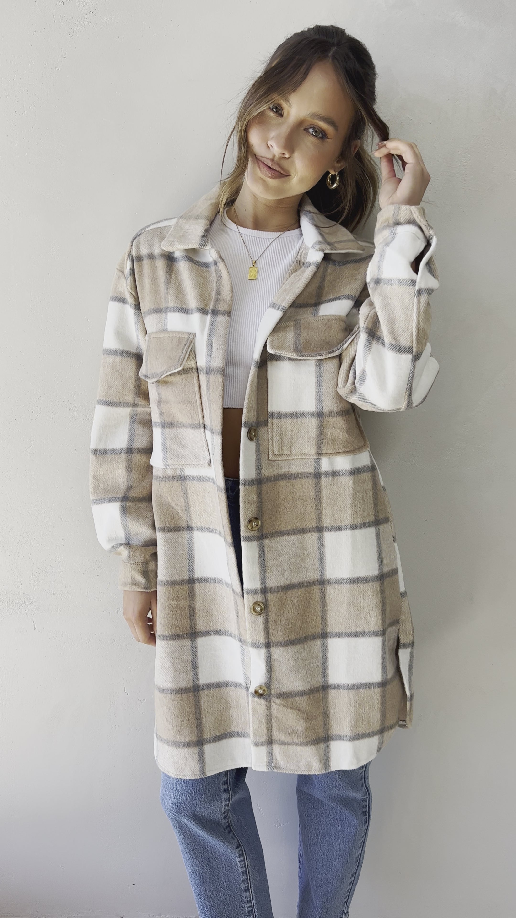 Load video: Saskia Jacket - Beige/Cream Check - Billy J