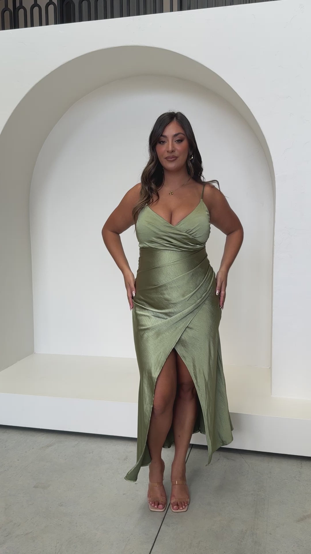 Load video: Elsa Midi Dress - Olive - Billy J
