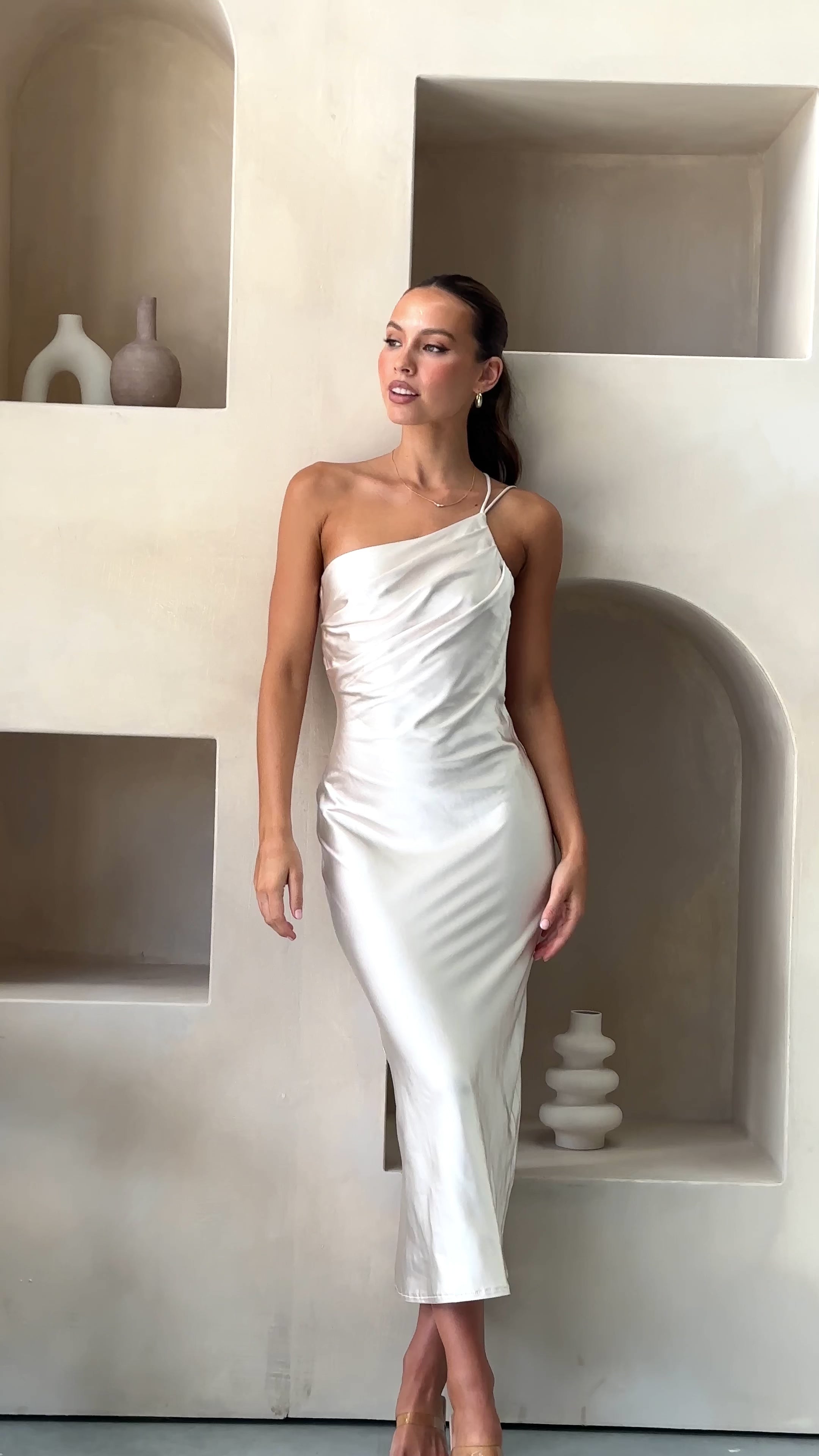 Load video: Josephina Midi Dress - Champagne - Billy J