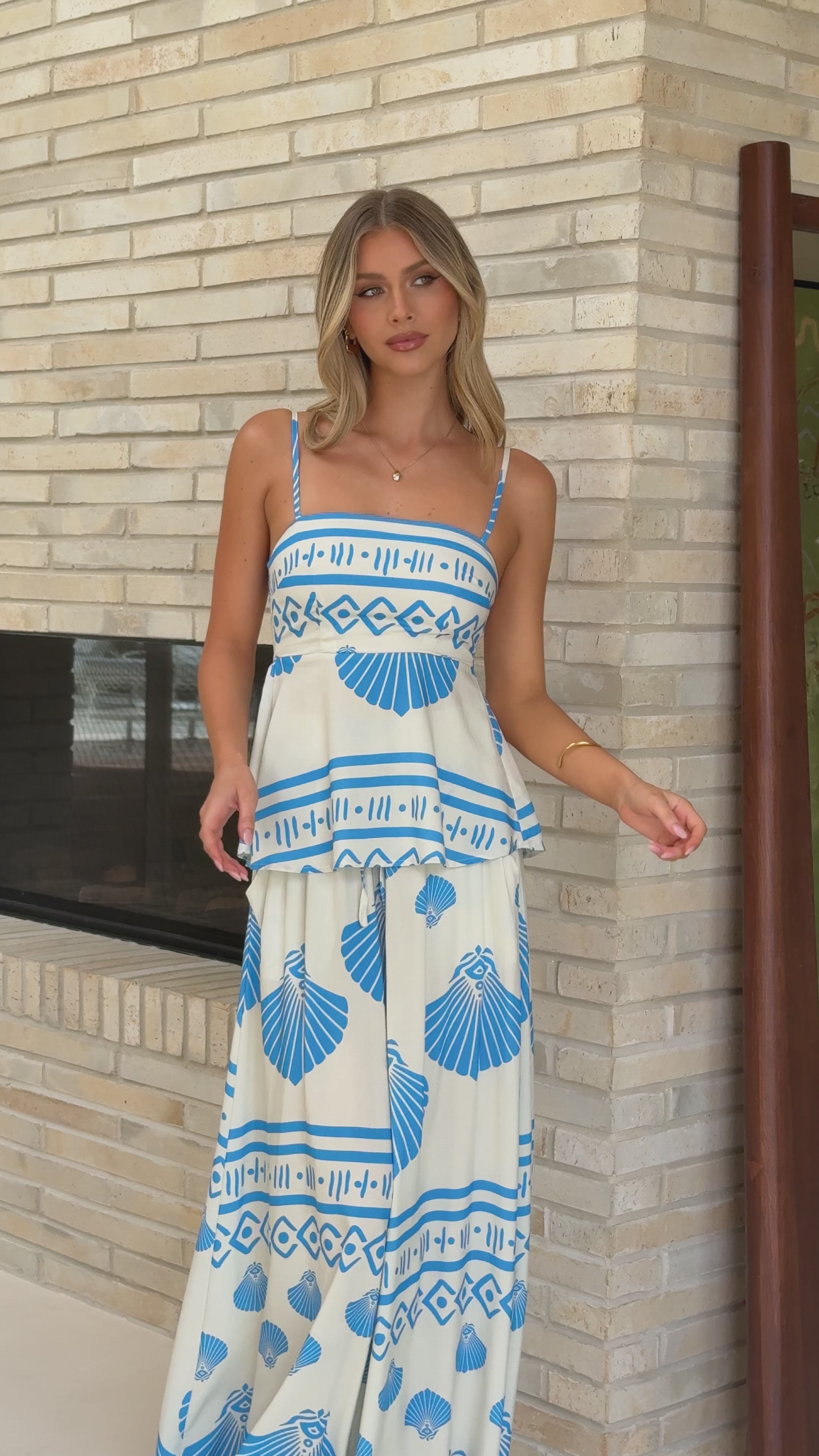 Load video: Avery Wide Leg Pants - Sea Shell - Billy J