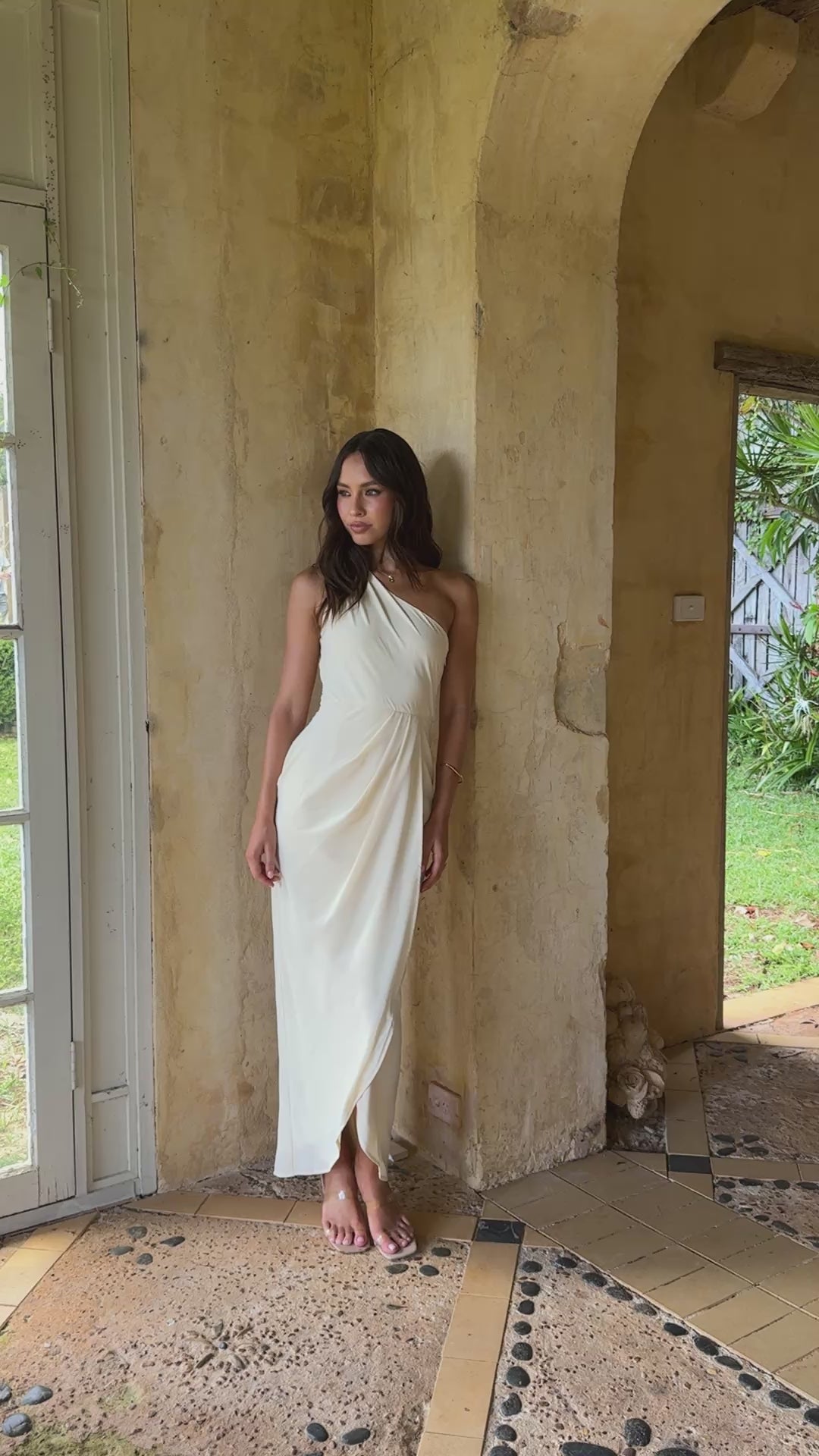 Load video: Clara One Shoulder Maxi Dress - Yellow - Billy J