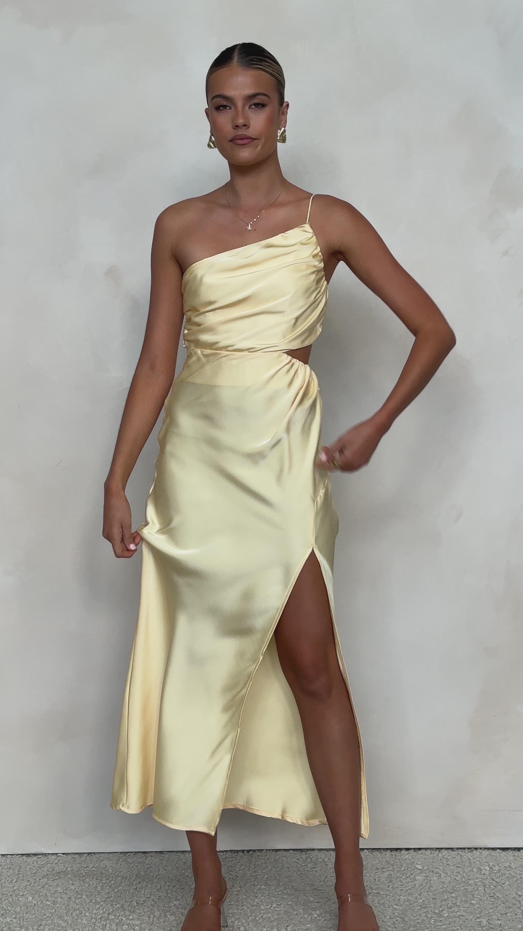 Load video: Nyla Maxi Dress - Yellow - Billy J
