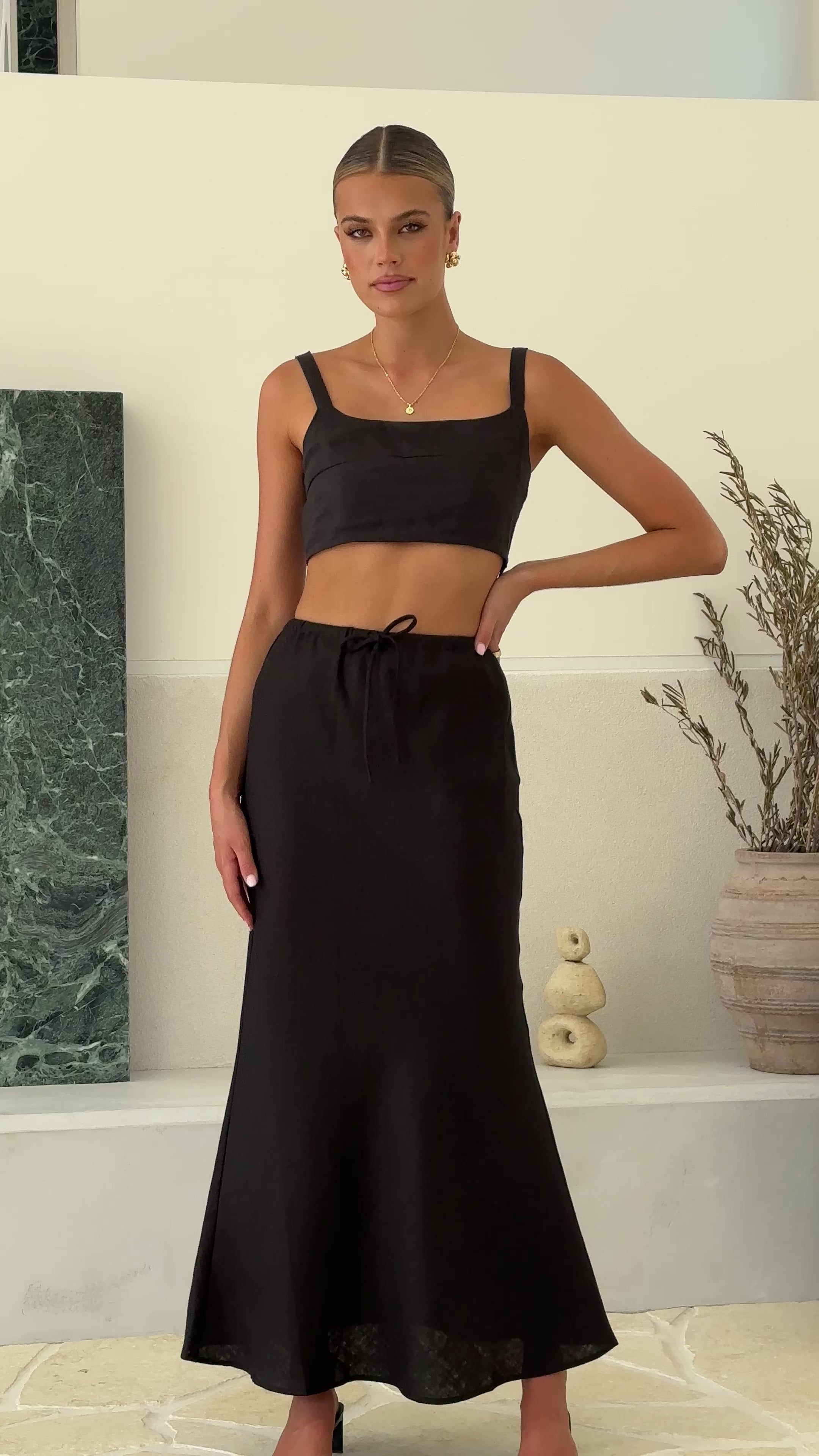 Load video: Amani Linen Maxi Skirt - Black - Billy J