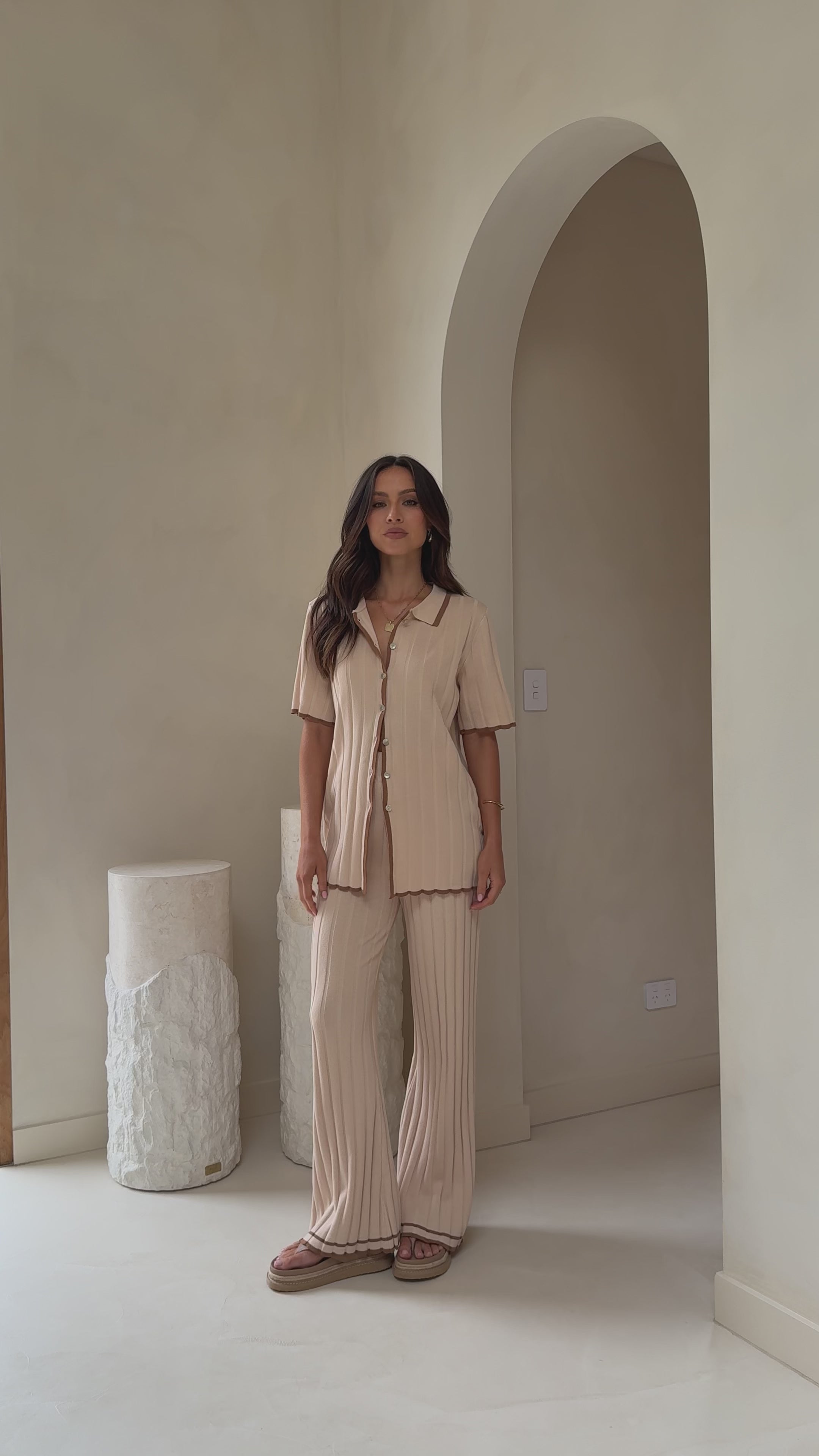 Load video: Shaylie Button Up Shirt - Beige - Billy J