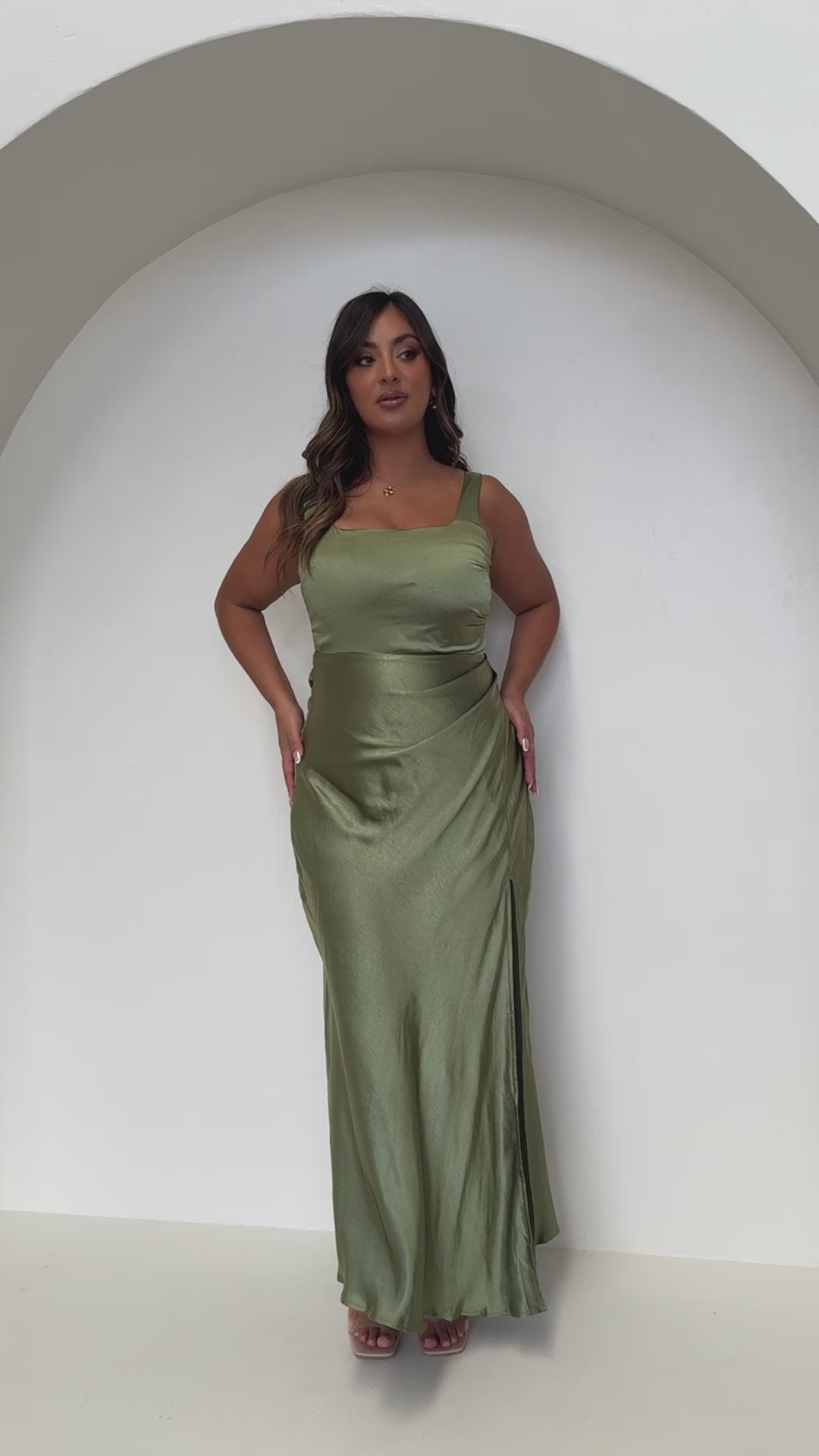 Load video: Alaria Maxi Dress - Olive - Billy J