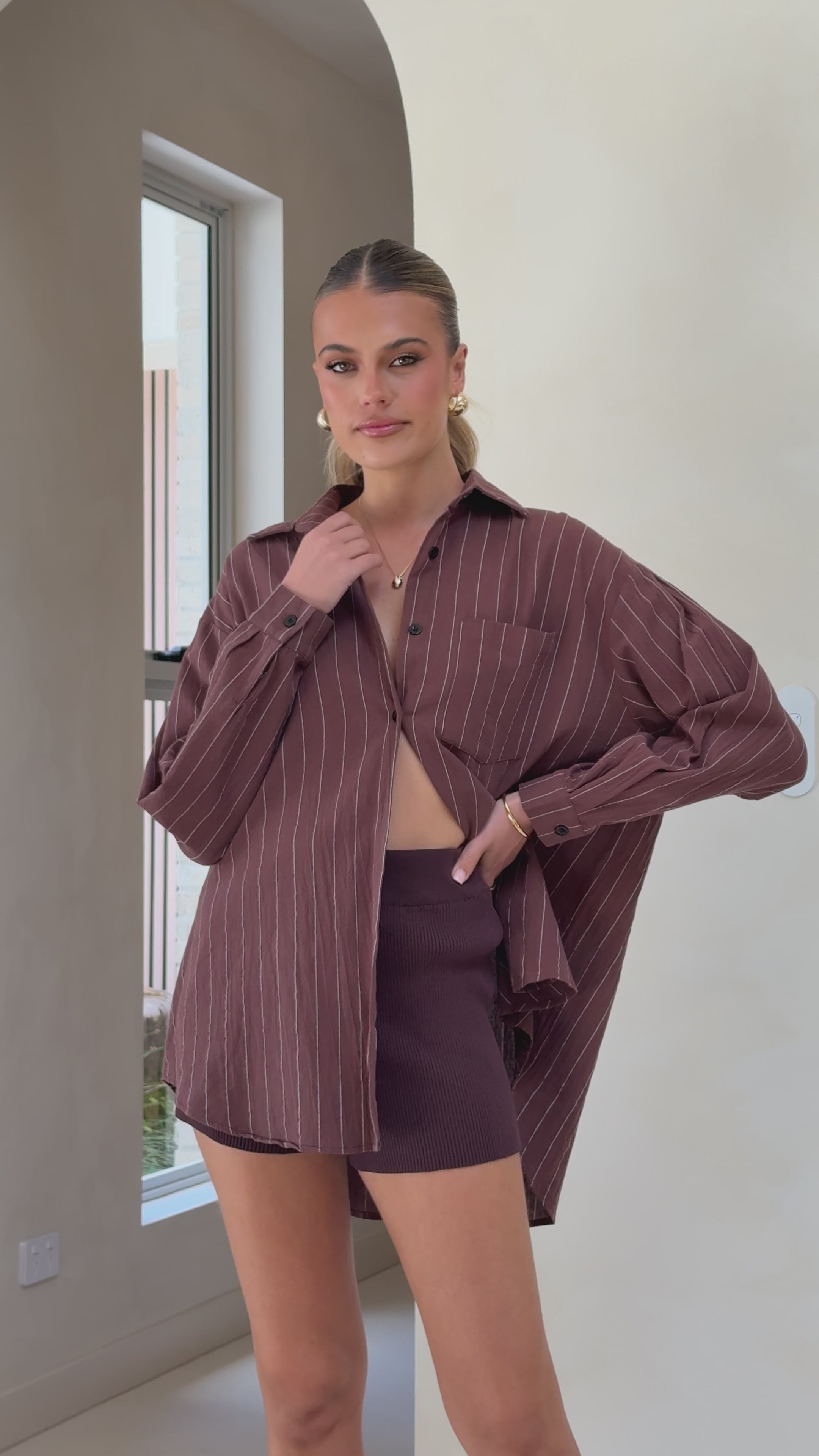 Load video: Kloa Button Up Top - Brown Pinstripe - Billy J